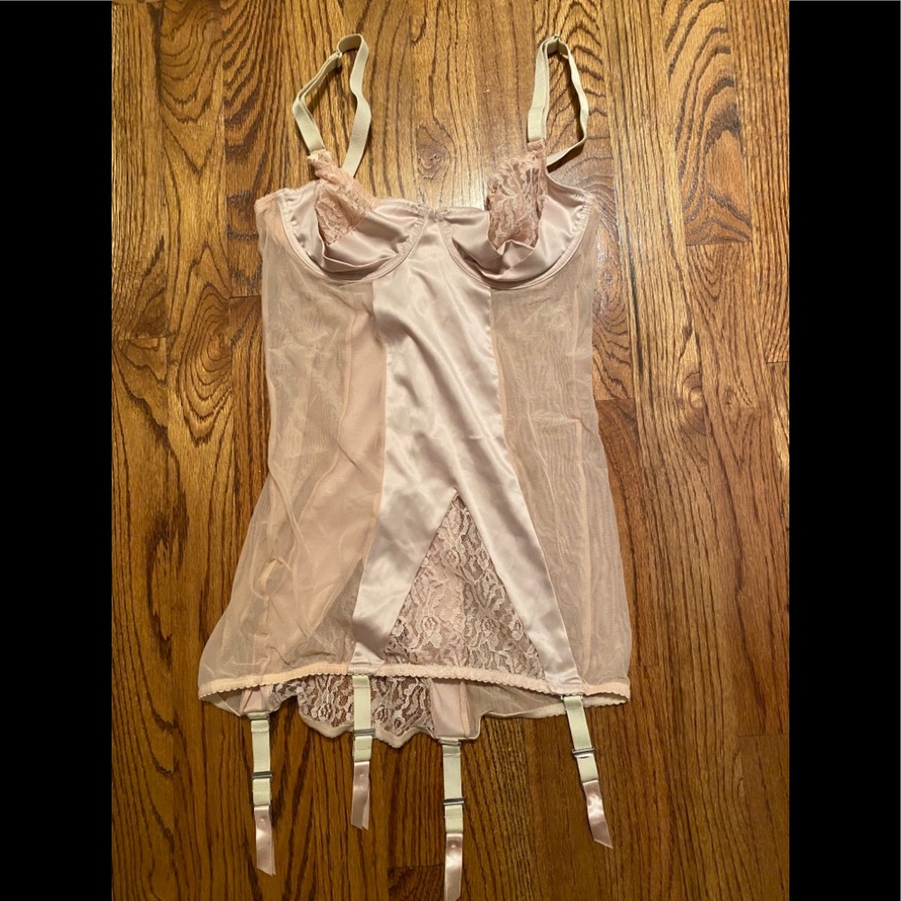 Victoria Secret Sheer mesh and lace balconette 🌹